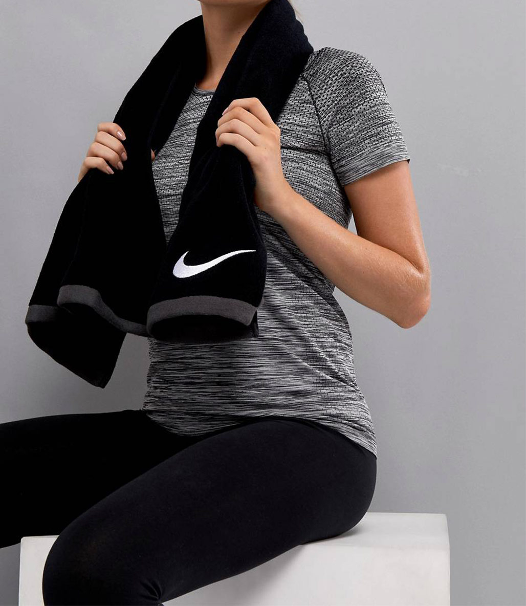 Nike Fundamental Towel Havlu Large Siyah