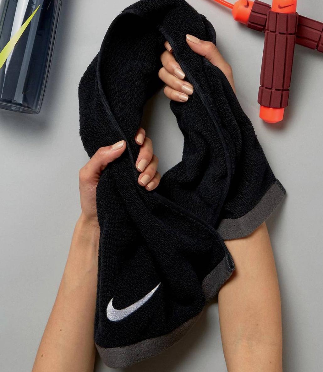 Nike Fundamental Towel Havlu Medium Siyah