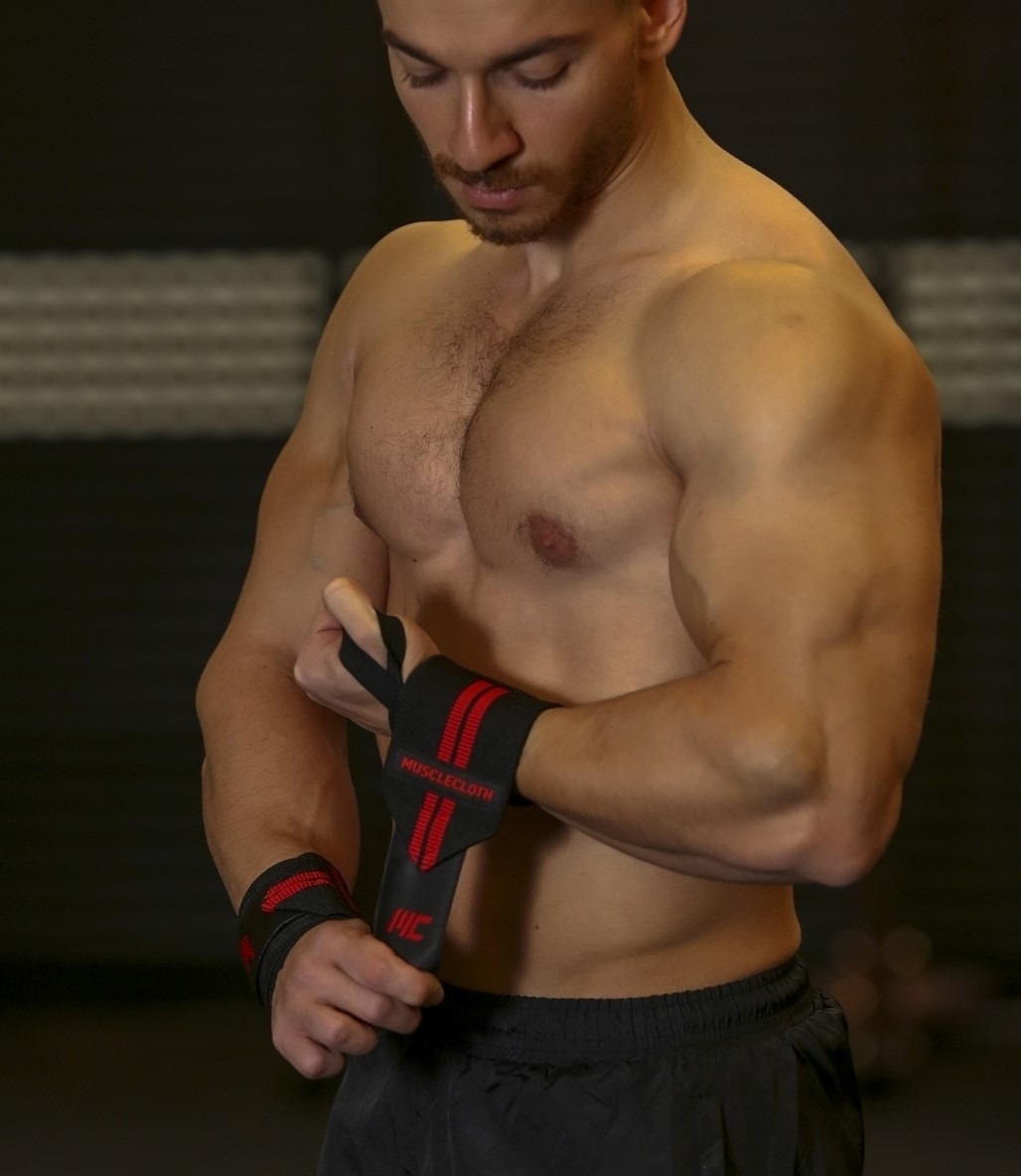 MuscleCloth Pro Wrist Wraps + Pro Knee Wraps Seti Siyah Kırmızı