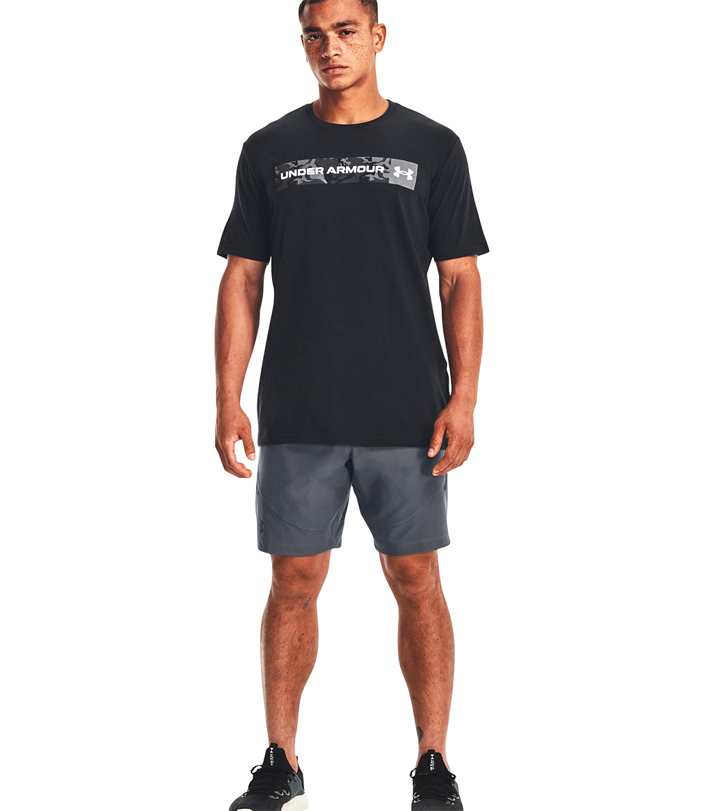 Under Armour Camo Chest Stripe T-Shirt Siyah