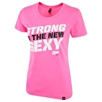 MusclePharm Kadın T Shirt 'Strong is The New Sexy' Pembe